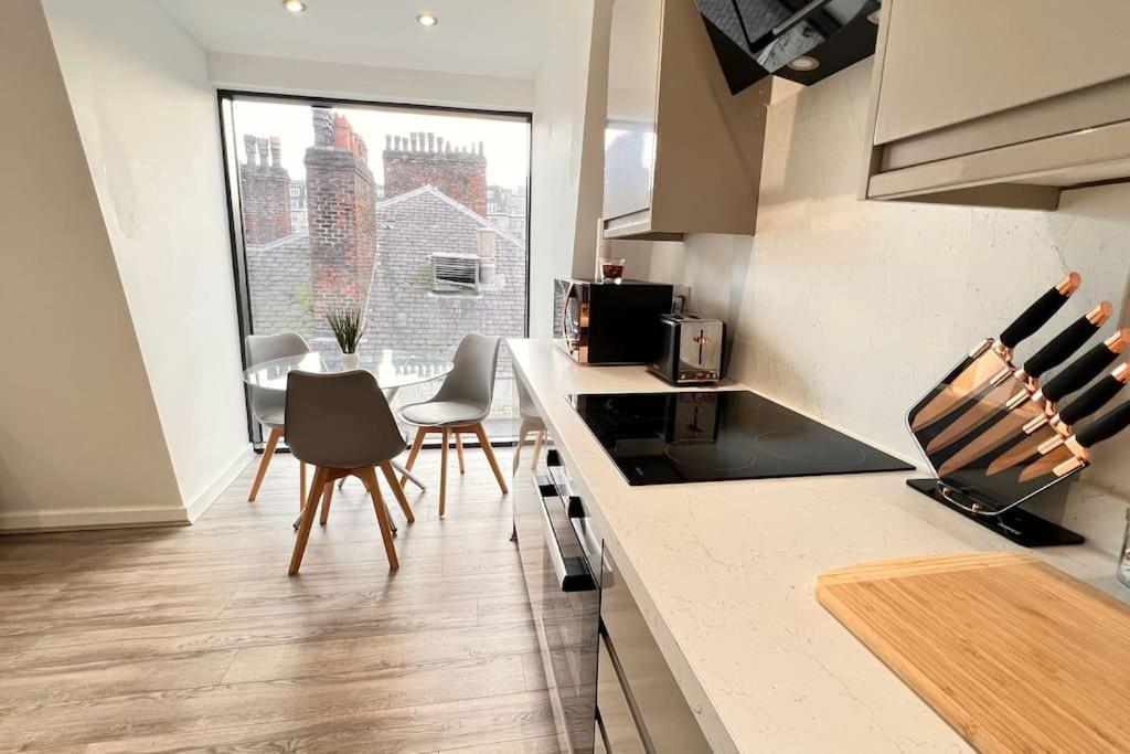 Top Floor Gem In Liverpool City Centre Appartement Buitenkant foto